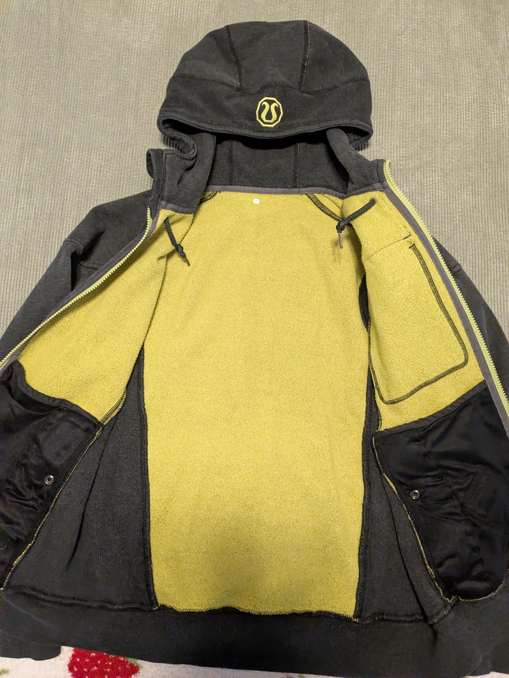 Lululemon Athleta Charcoal Hoodie with Lime Zipper Mens Vintage Heavyweight SM - Picture 2 of 7